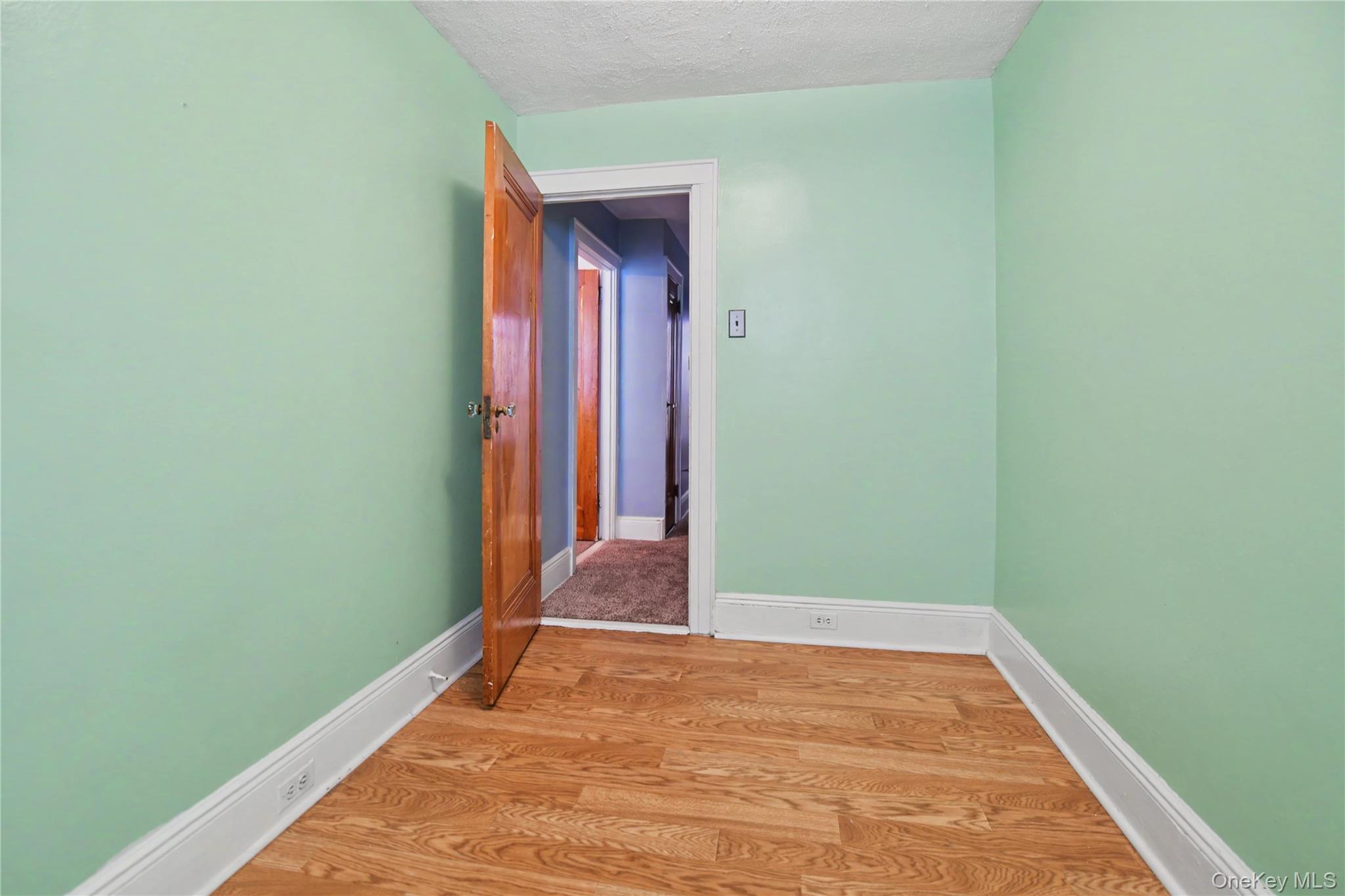 Single Family 77th  Queens, NY 11379, MLS-959704-16