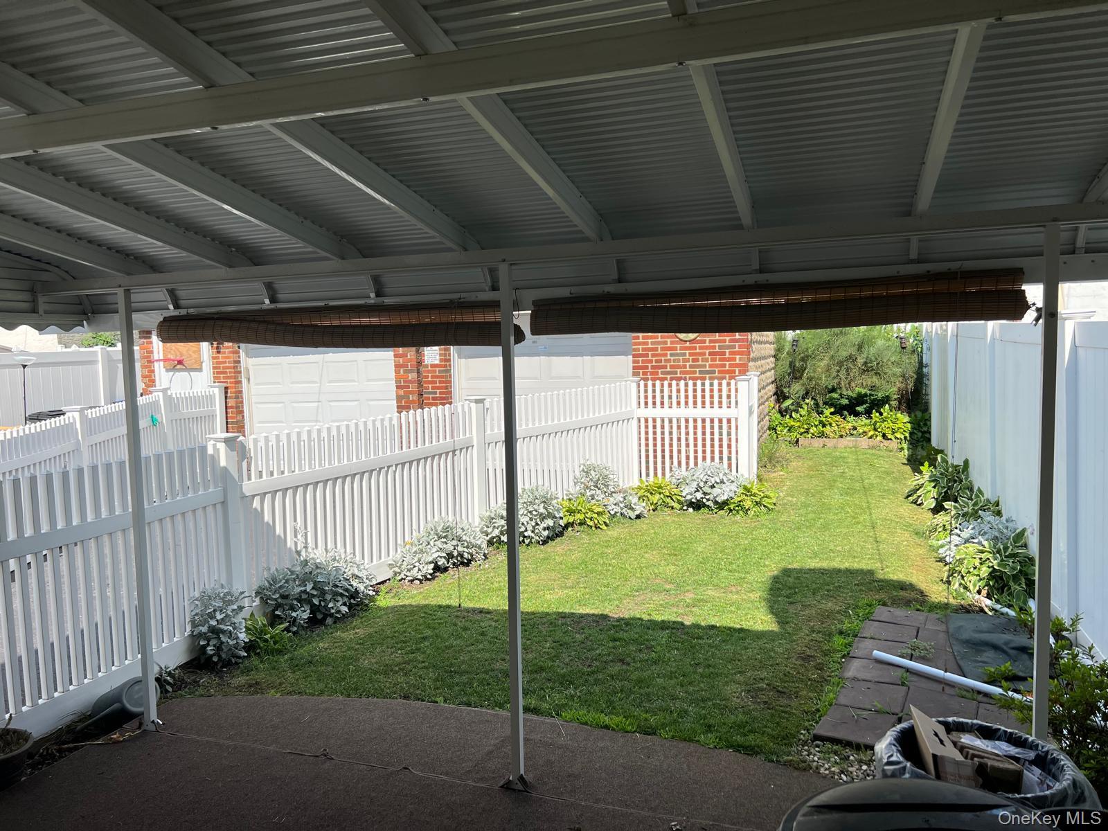 Single Family 85th  Queens, NY 11385, MLS-959736-22