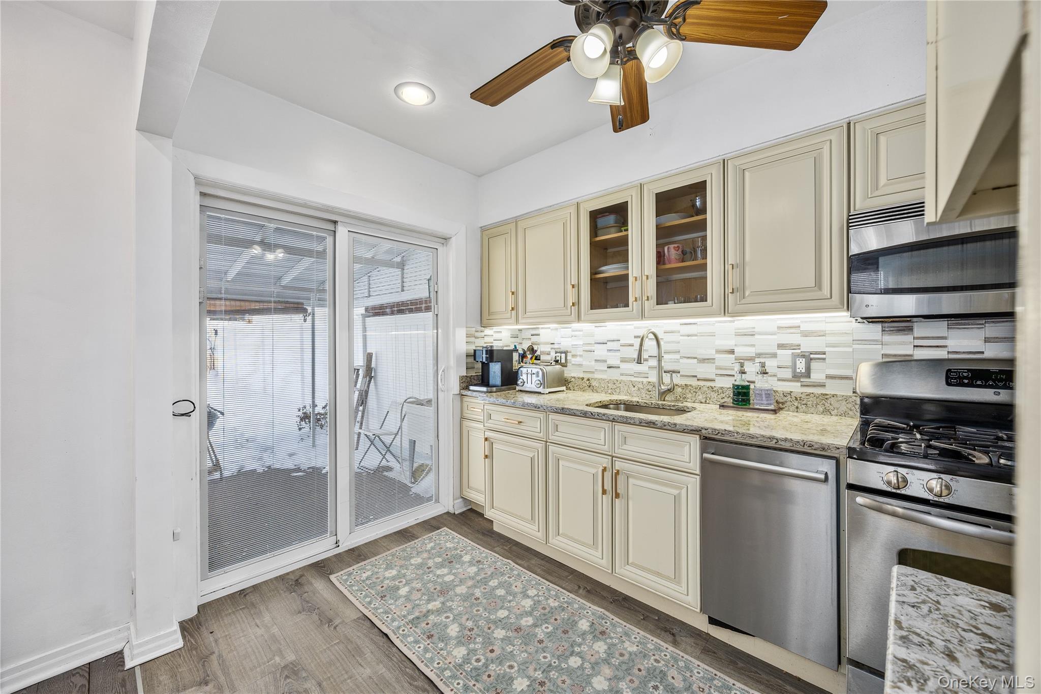 Single Family 85th  Queens, NY 11385, MLS-959736-7