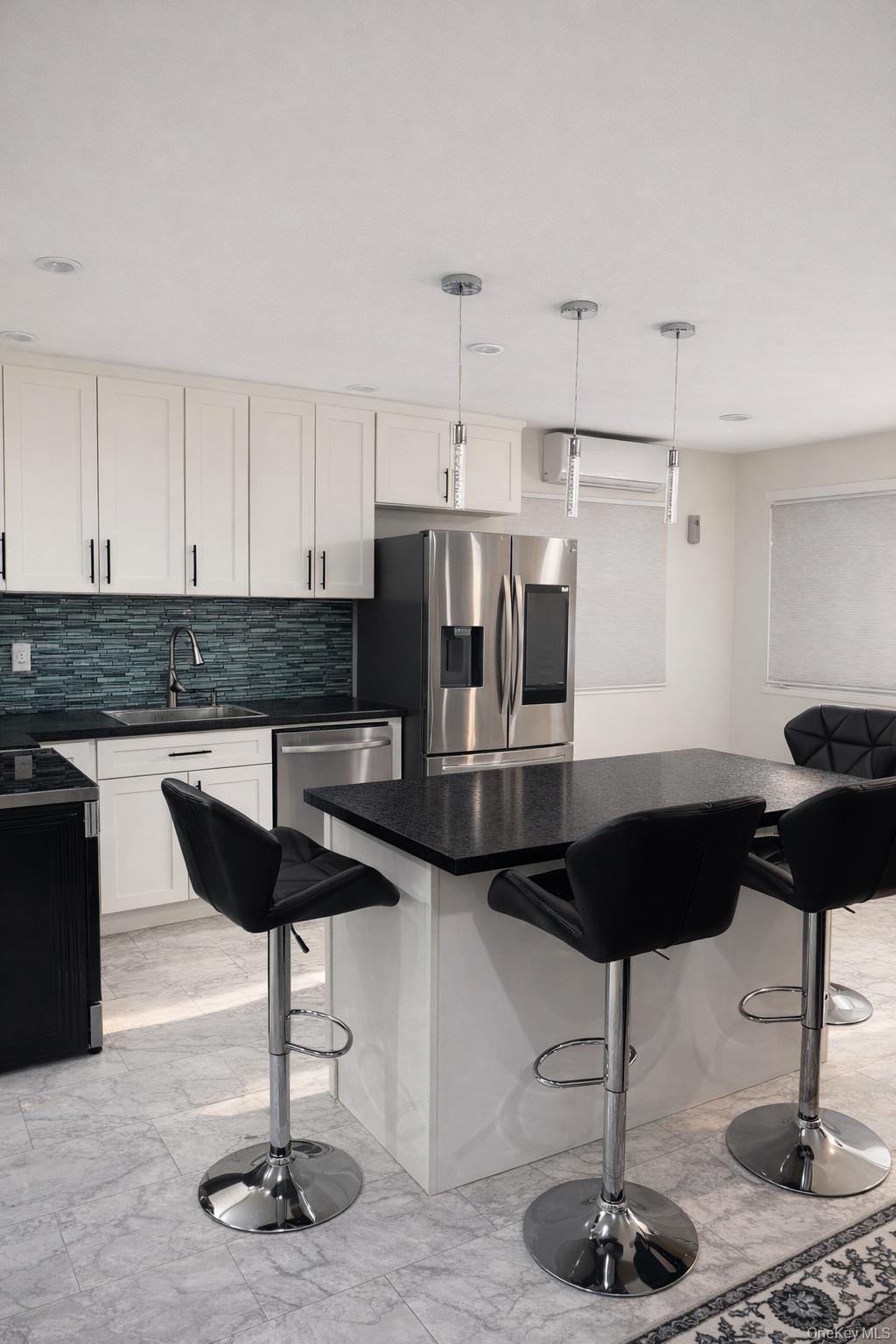 Single Family 100th  Brooklyn, NY 11236, MLS-959742-7