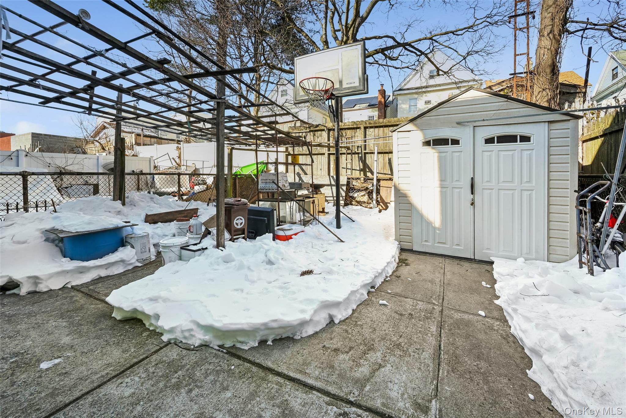 Single Family 15th  Queens, NY 11356, MLS-959779-10