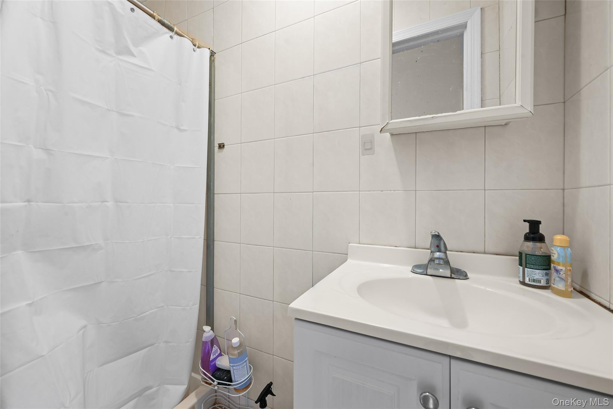 Single Family 15th  Queens, NY 11356, MLS-959779-18