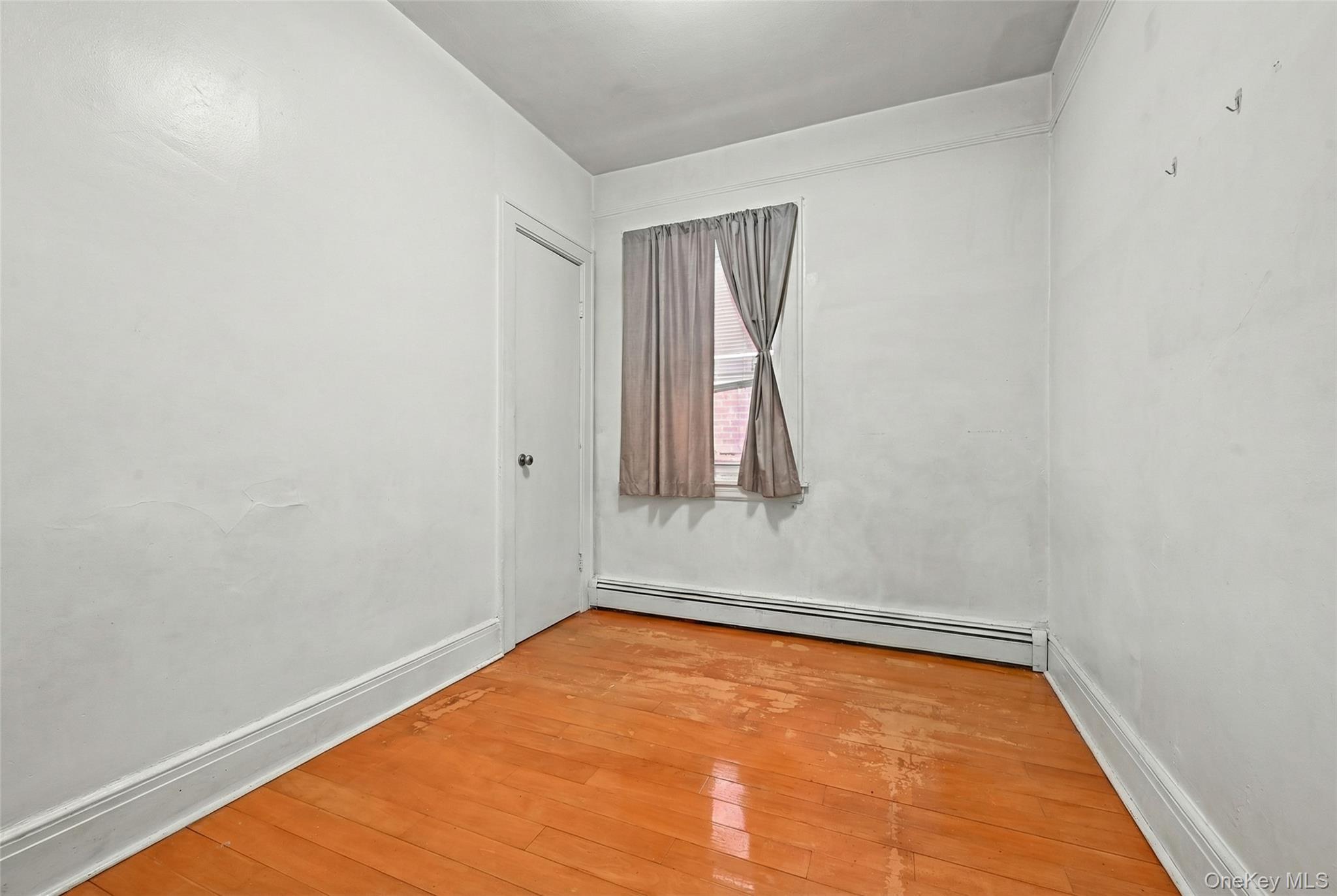 Single Family 15th  Queens, NY 11356, MLS-959779-4