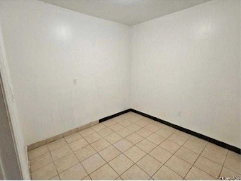 Single Family Troutville Roads  Queens, NY 11434, MLS-959799-7