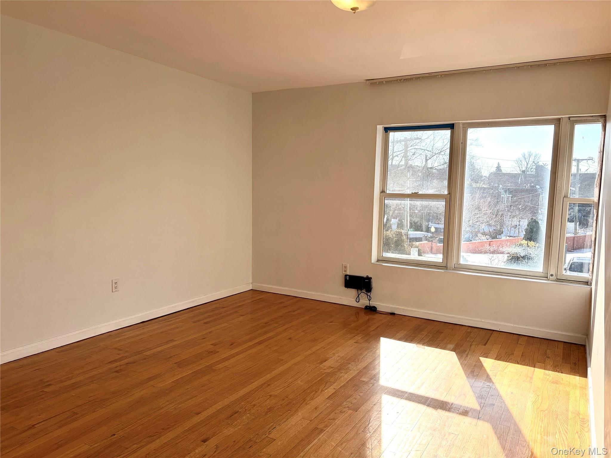 Single Family Taipei Queens, NY 11356, MLS-959819-4