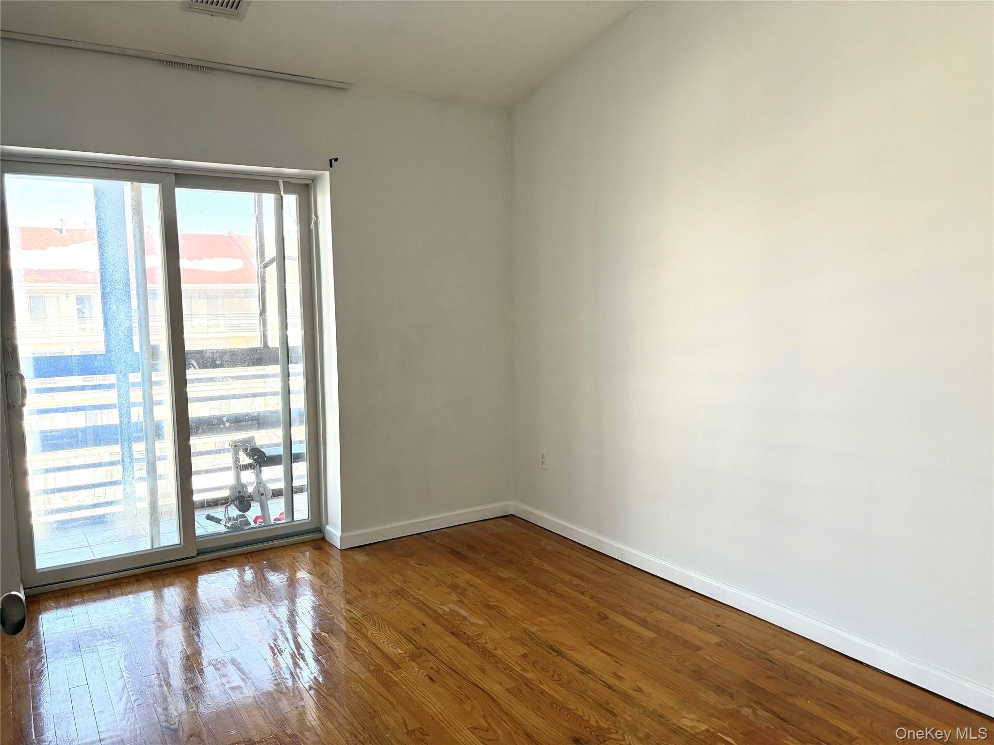 Single Family Taipei Queens, NY 11356, MLS-959819-6