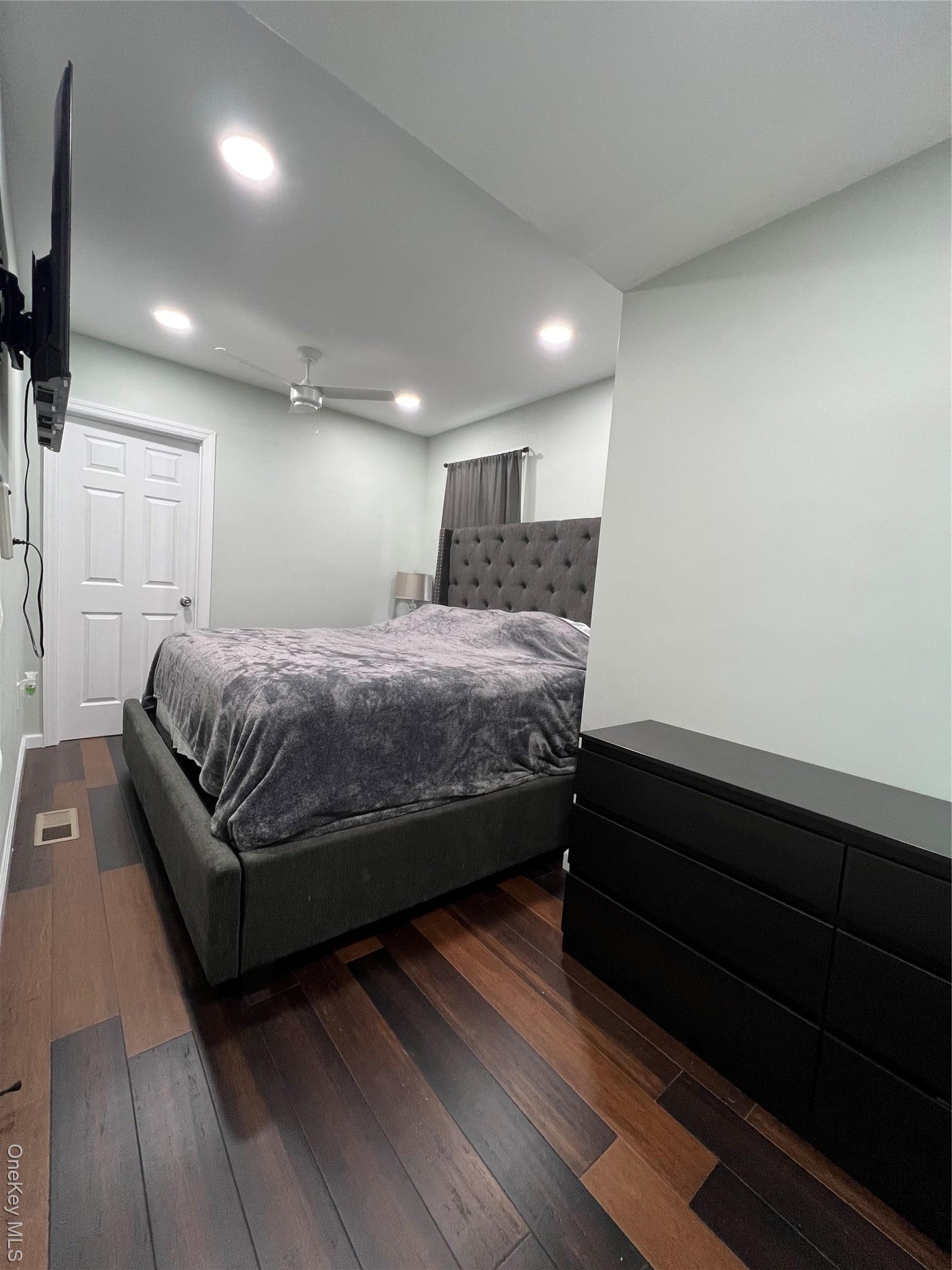 Single Family Michigan  Suffolk County, NY 11779, MLS-959826-9