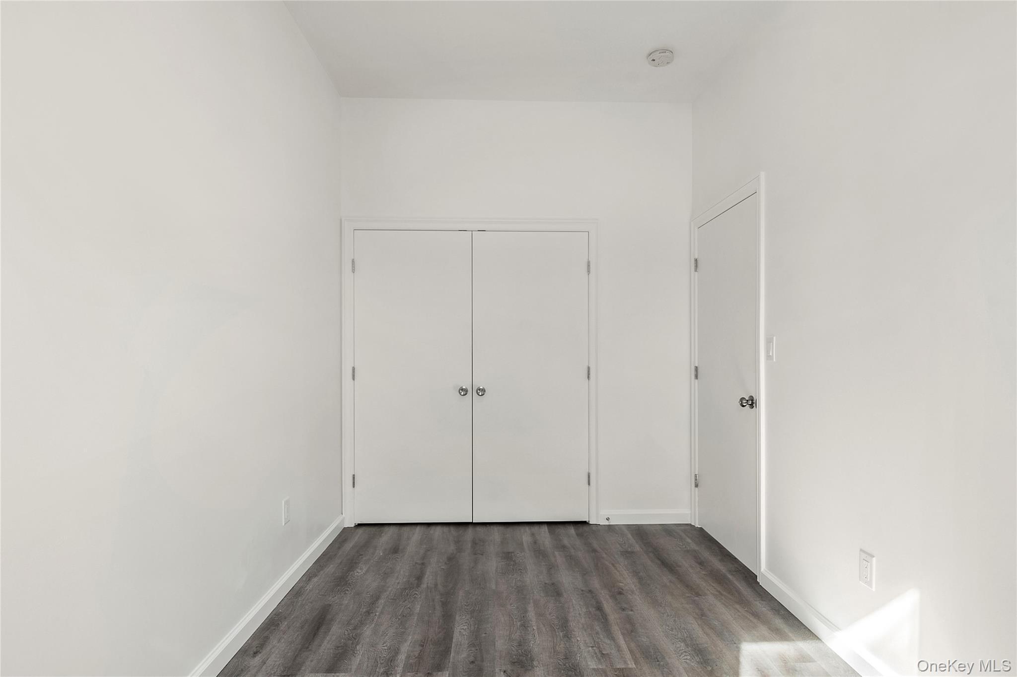 Commercial Sale Morris Avenue  Bronx, NY 10456, MLS-959846-10