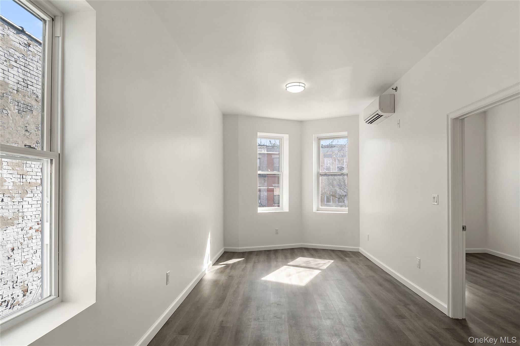 Commercial Sale Morris Avenue  Bronx, NY 10456, MLS-959846-33
