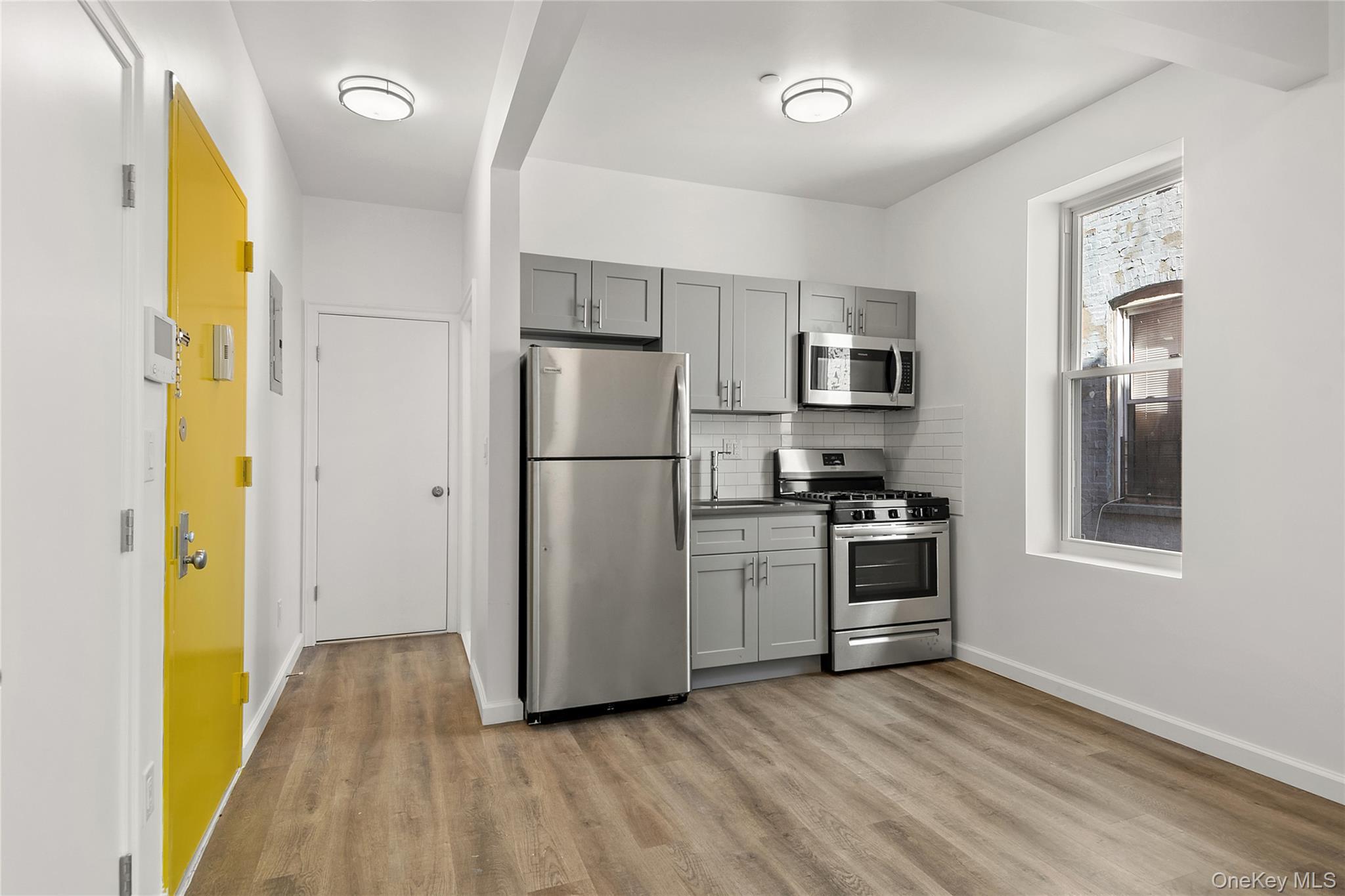 Commercial Sale Morris Avenue  Bronx, NY 10456, MLS-959846-40