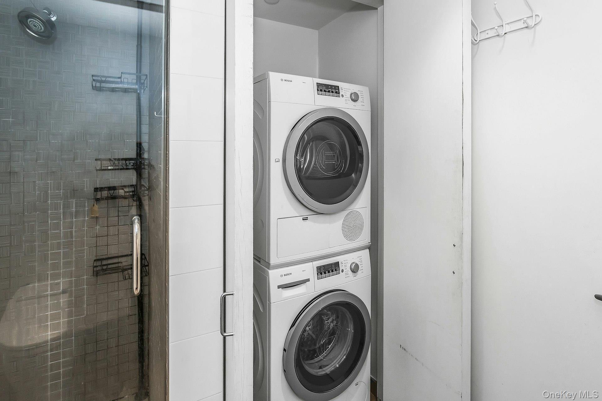 Condo Prince  Queens, NY 11354, MLS-959856-23