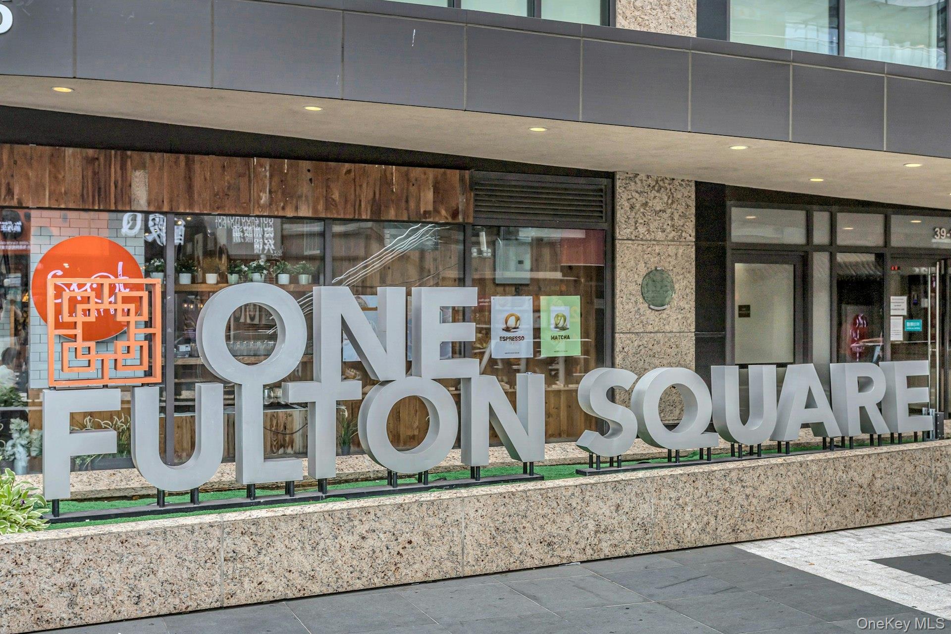 Condo Prince  Queens, NY 11354, MLS-959856-4