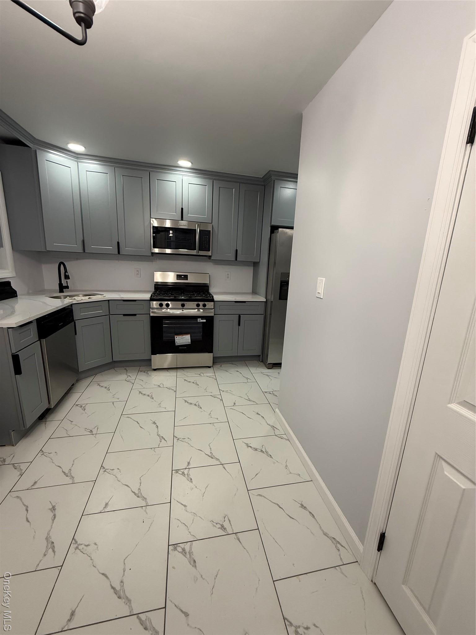 Single Family Lincoln  Queens, NY 11420, MLS-959871-13