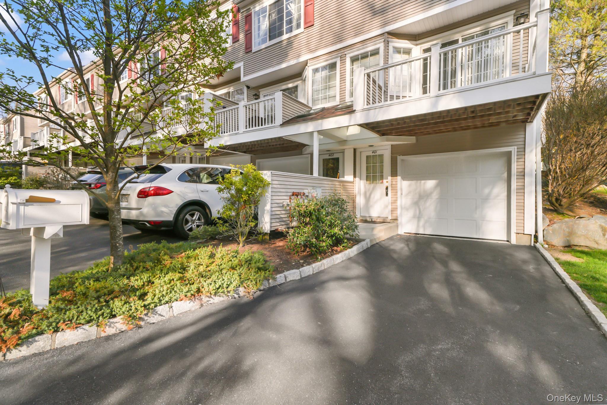 Condo Park Ridge  Westchester County, NY 10603, MLS-959874-22