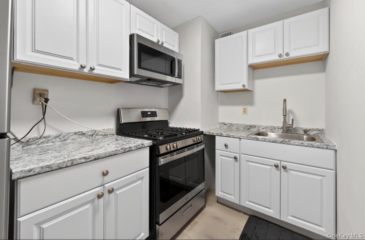 Coop Calloway  Queens, NY 11368, MLS-959931-5