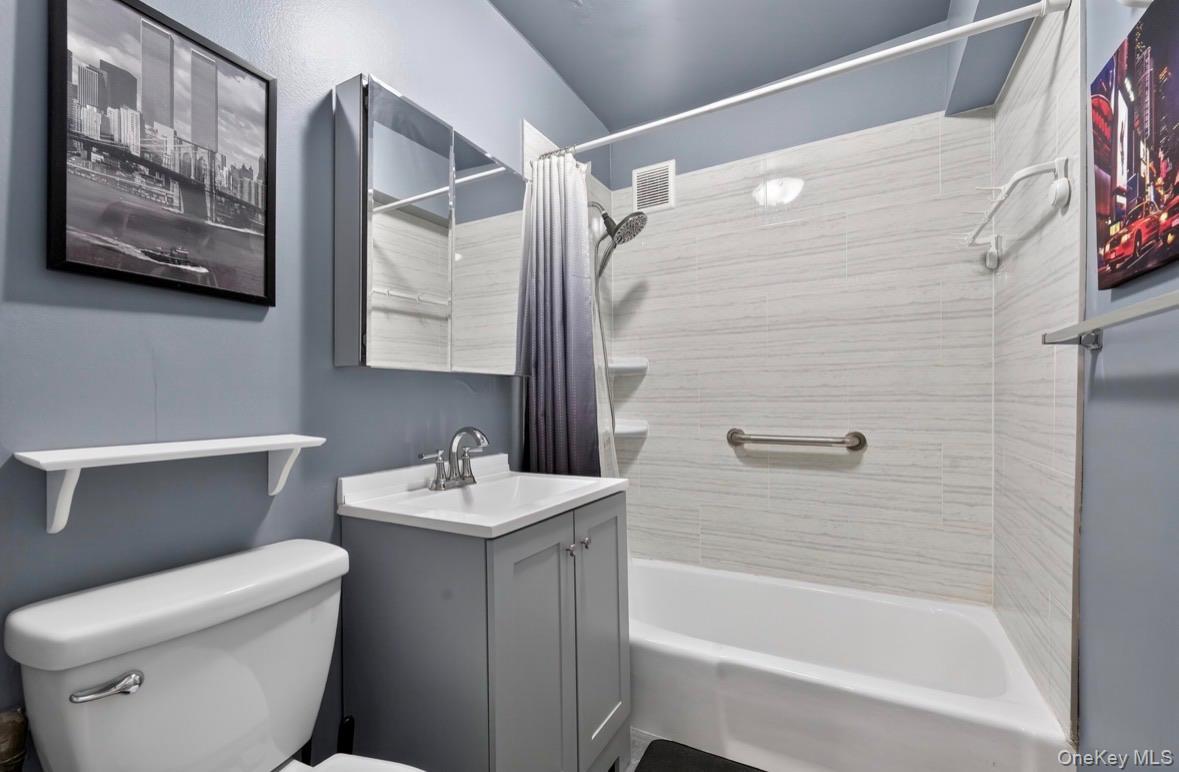 Coop Calloway  Queens, NY 11368, MLS-959931-7