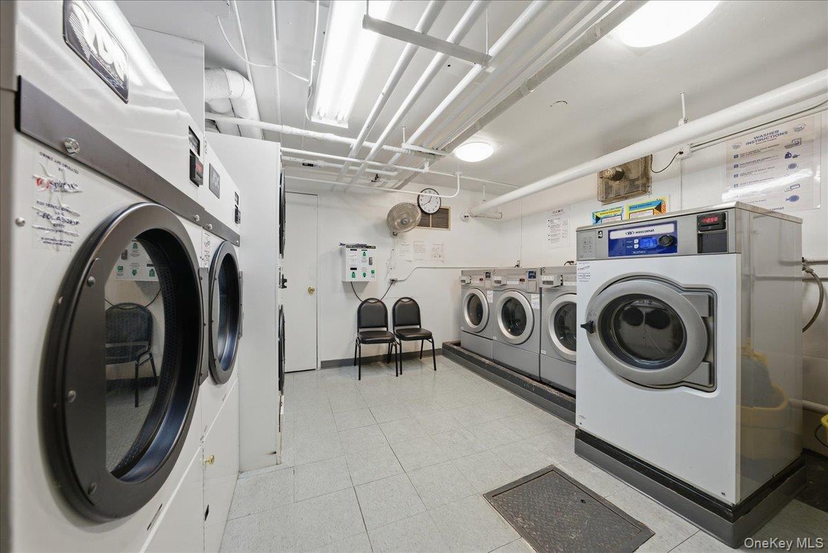 Coop Pelham  Westchester County, NY 10805, MLS-959941-21