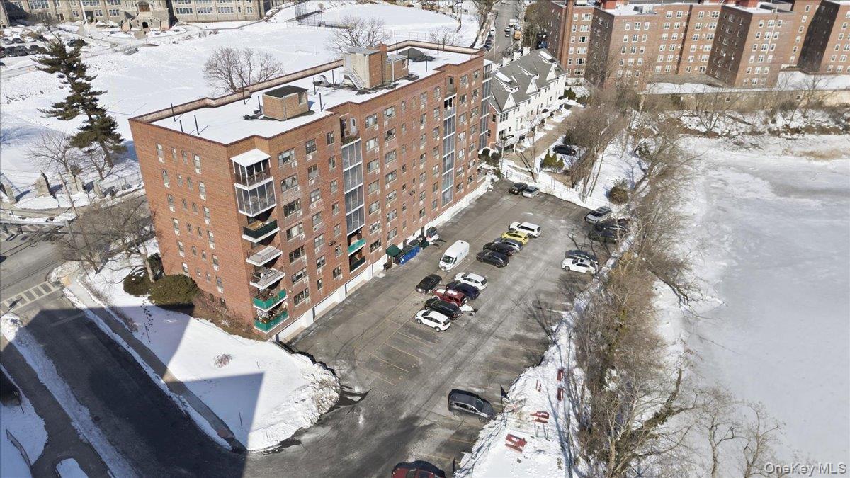 Coop Pelham  Westchester County, NY 10805, MLS-959941-25