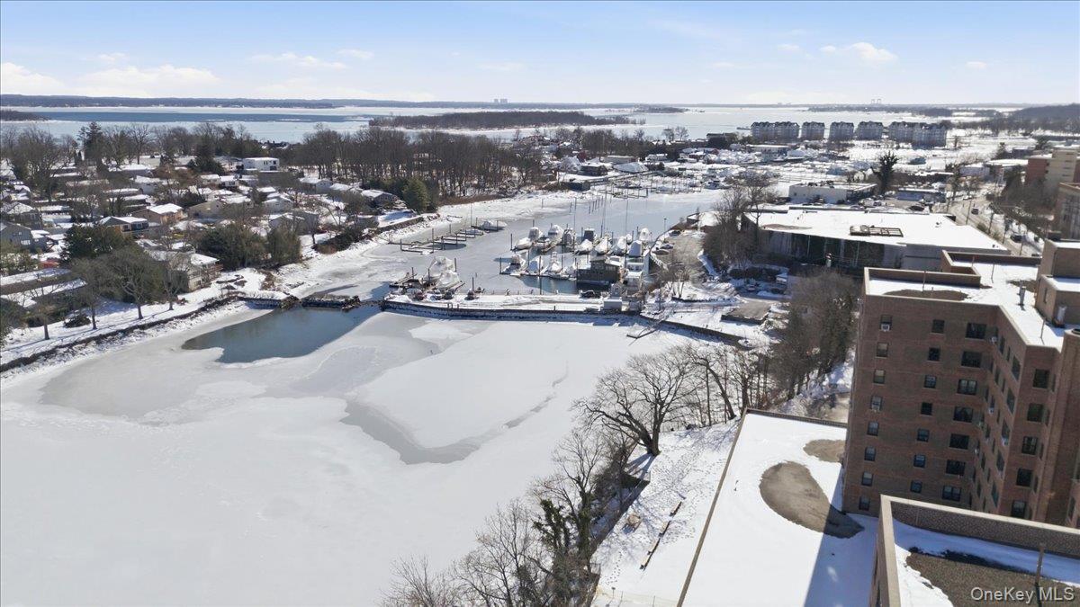 Coop Pelham  Westchester County, NY 10805, MLS-959941-27