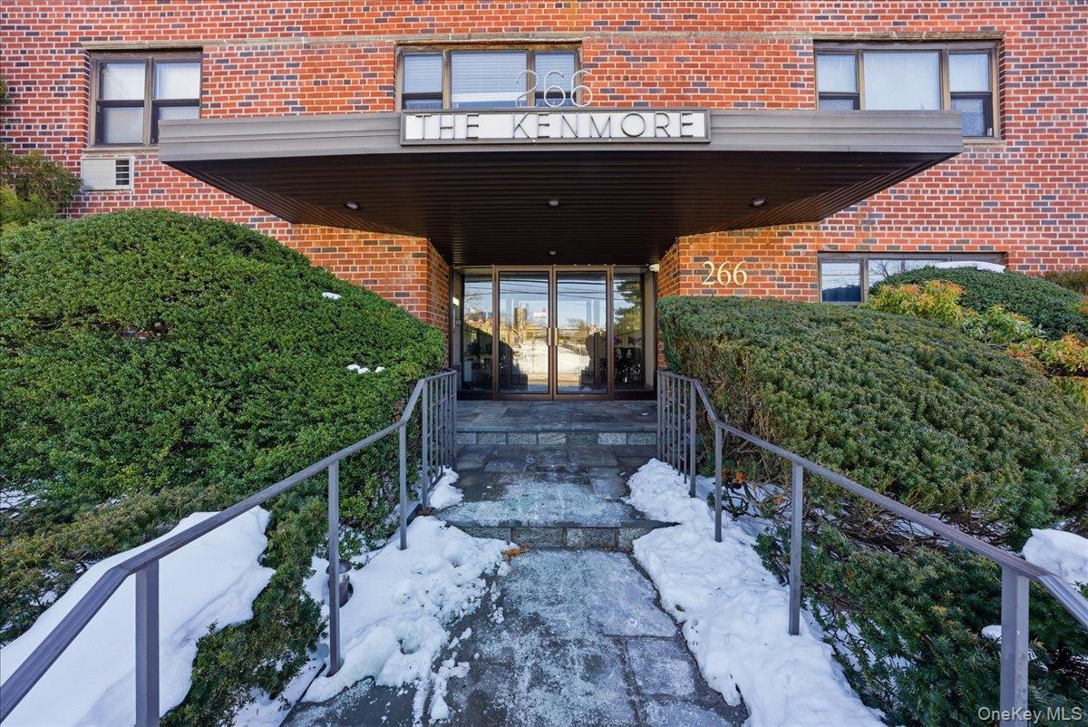 Coop Pelham  Westchester County, NY 10805, MLS-959941-3