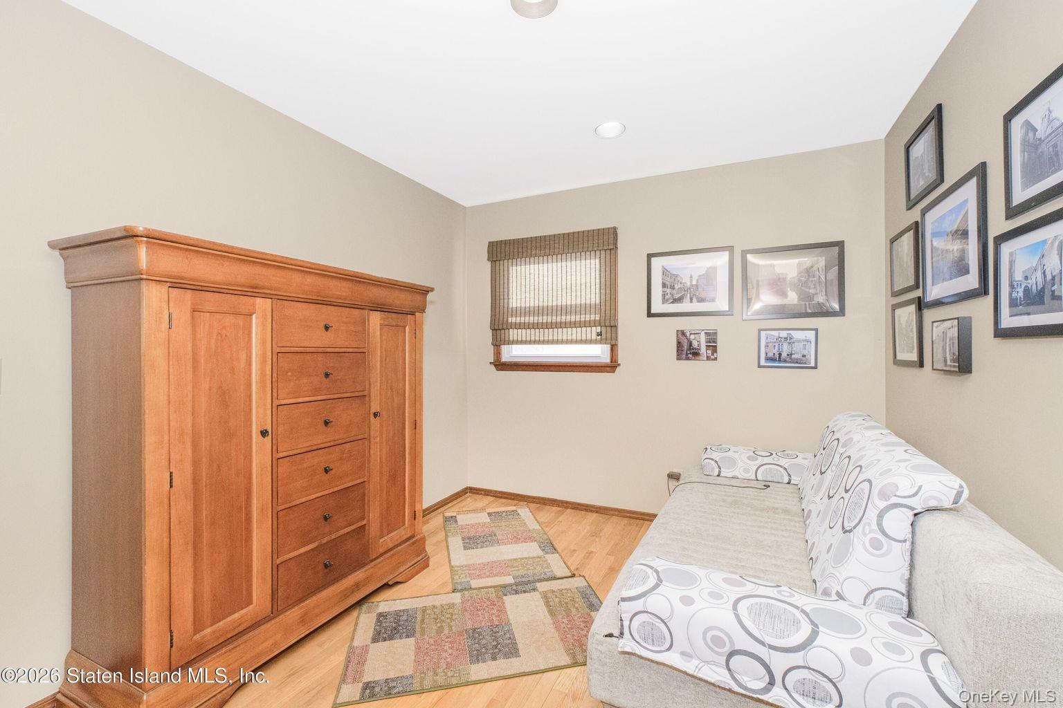 Single Family Justin Staten Island, NY 10306, MLS-960008-20