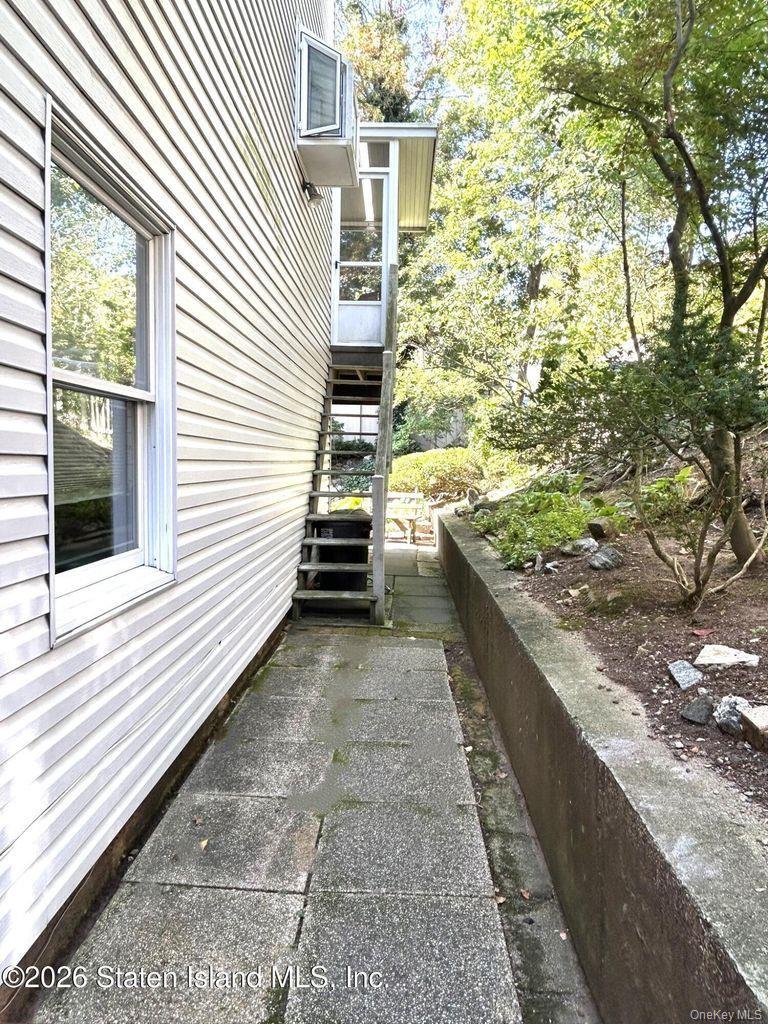 Single Family Justin Staten Island, NY 10306, MLS-960008-26