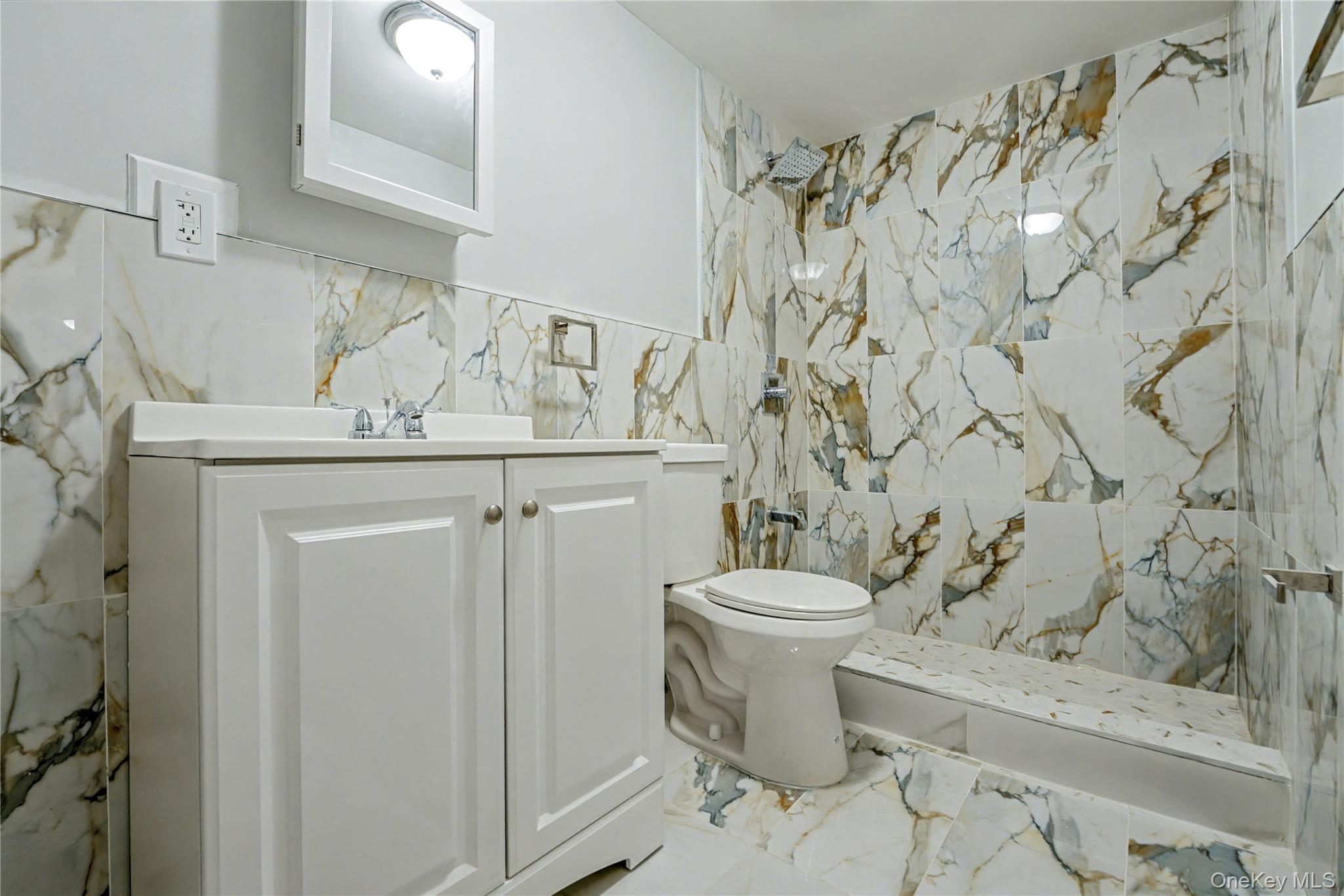 Single Family 194th  Queens, NY 11412, MLS-960017-20