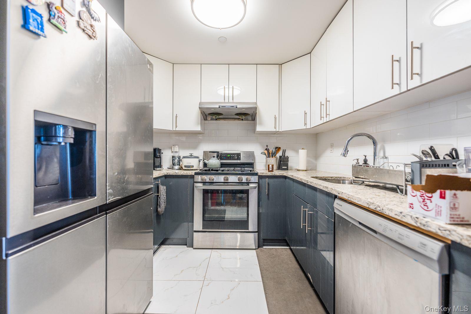 Condo 83rd  Queens, NY 11377, MLS-960032-10