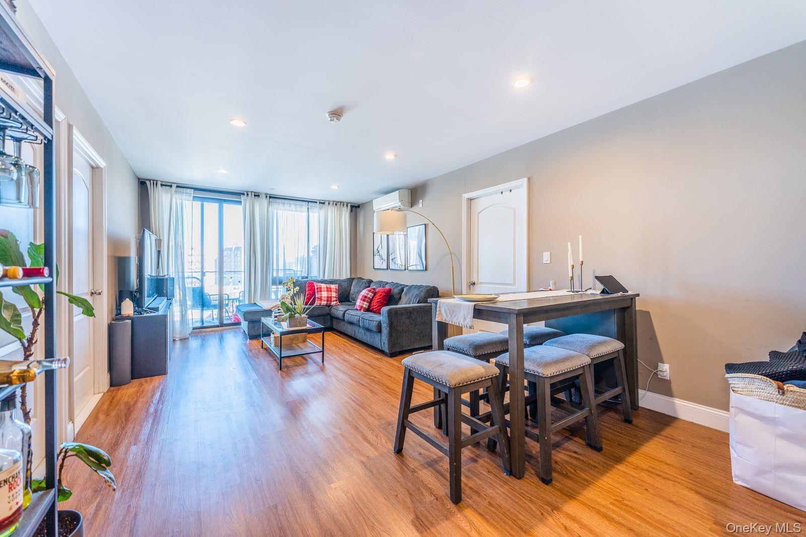 Condo 83rd  Queens, NY 11377, MLS-960032-18