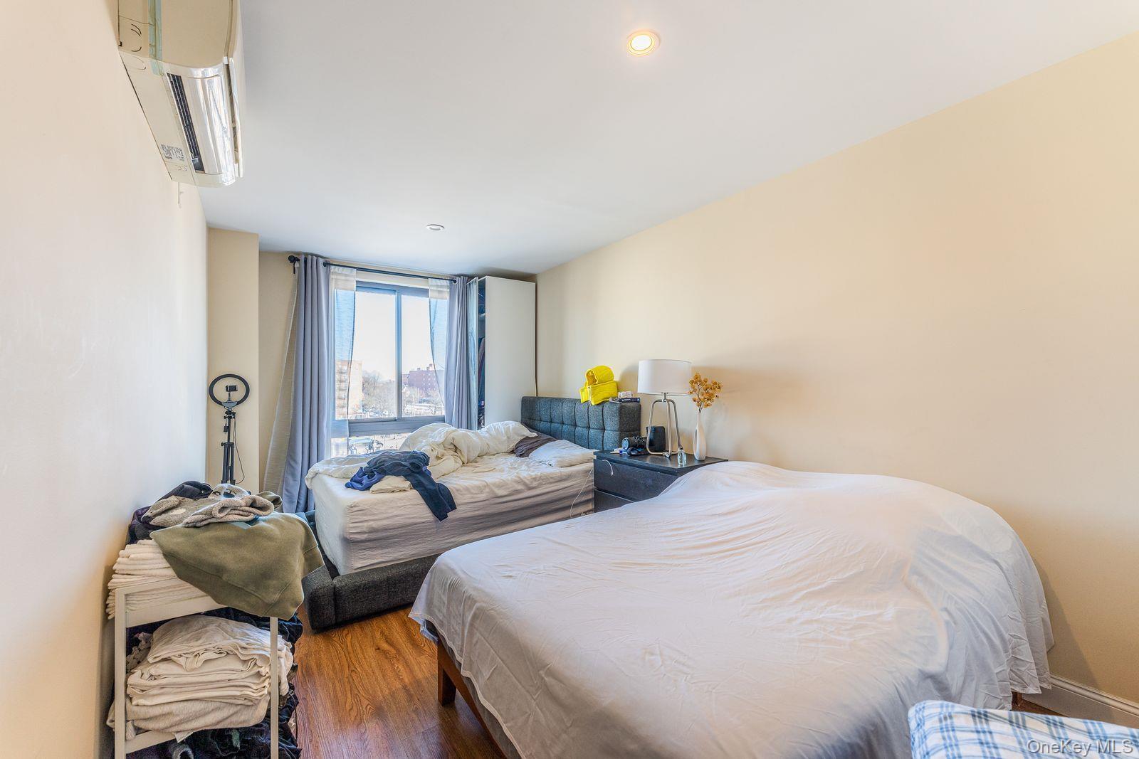 Condo 83rd  Queens, NY 11377, MLS-960032-22