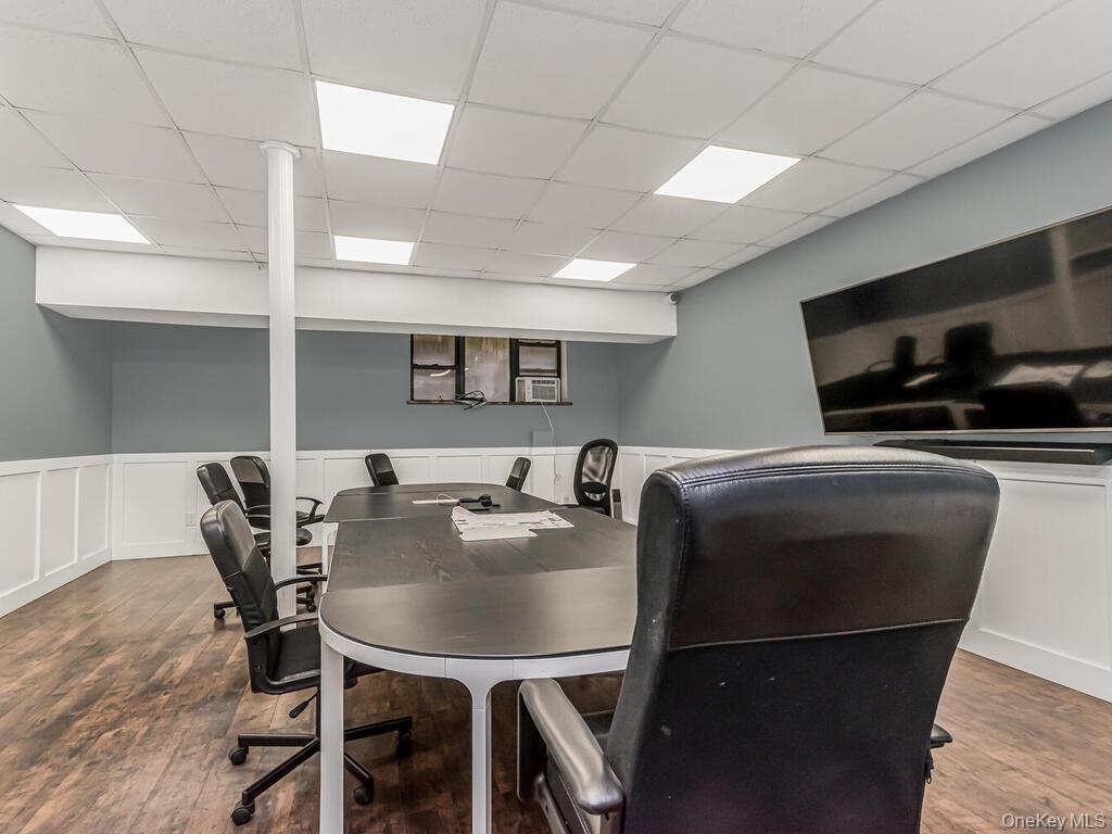 Condo Leverich  Queens, NY 11372, MLS-960040-17