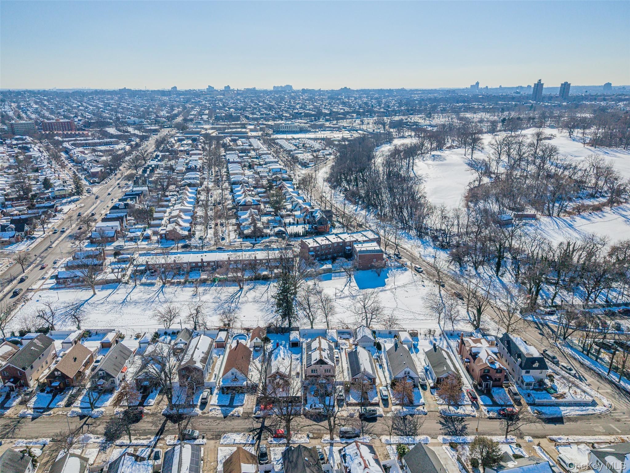 Single Family Underhill  Queens, NY 11365, MLS-960052-32