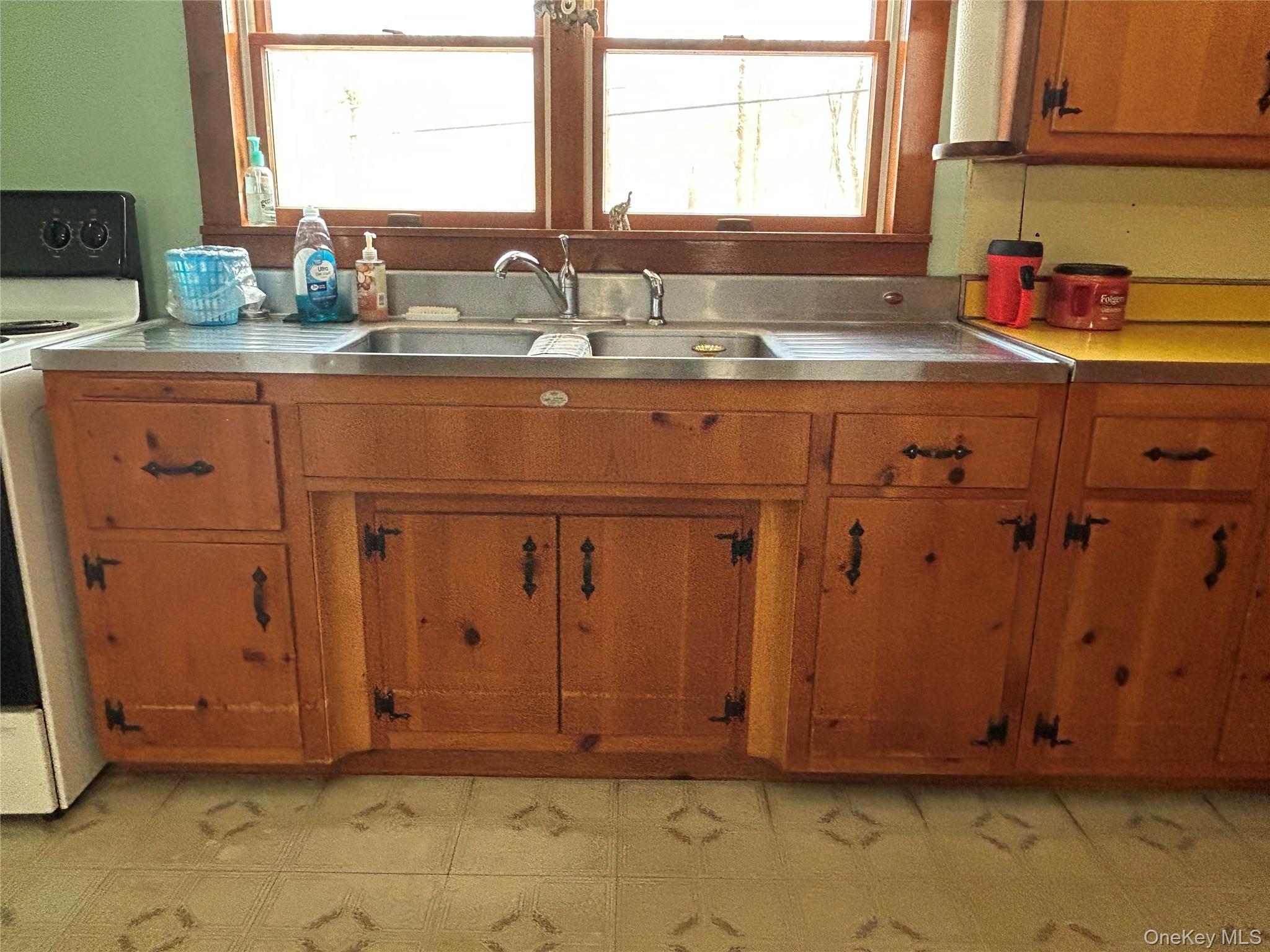 Single Family Dog Tail Corners  Dutchess County, NY 12594, MLS-960070-34