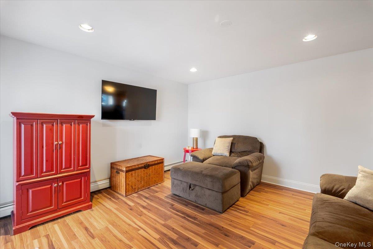 Coop Scenic  Westchester County, NY 10520, MLS-960075-16