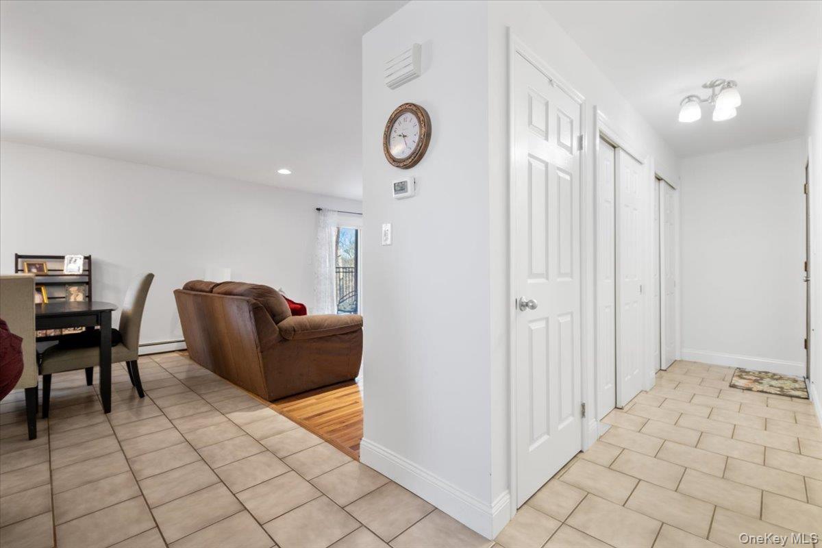 Coop Scenic  Westchester County, NY 10520, MLS-960075-4