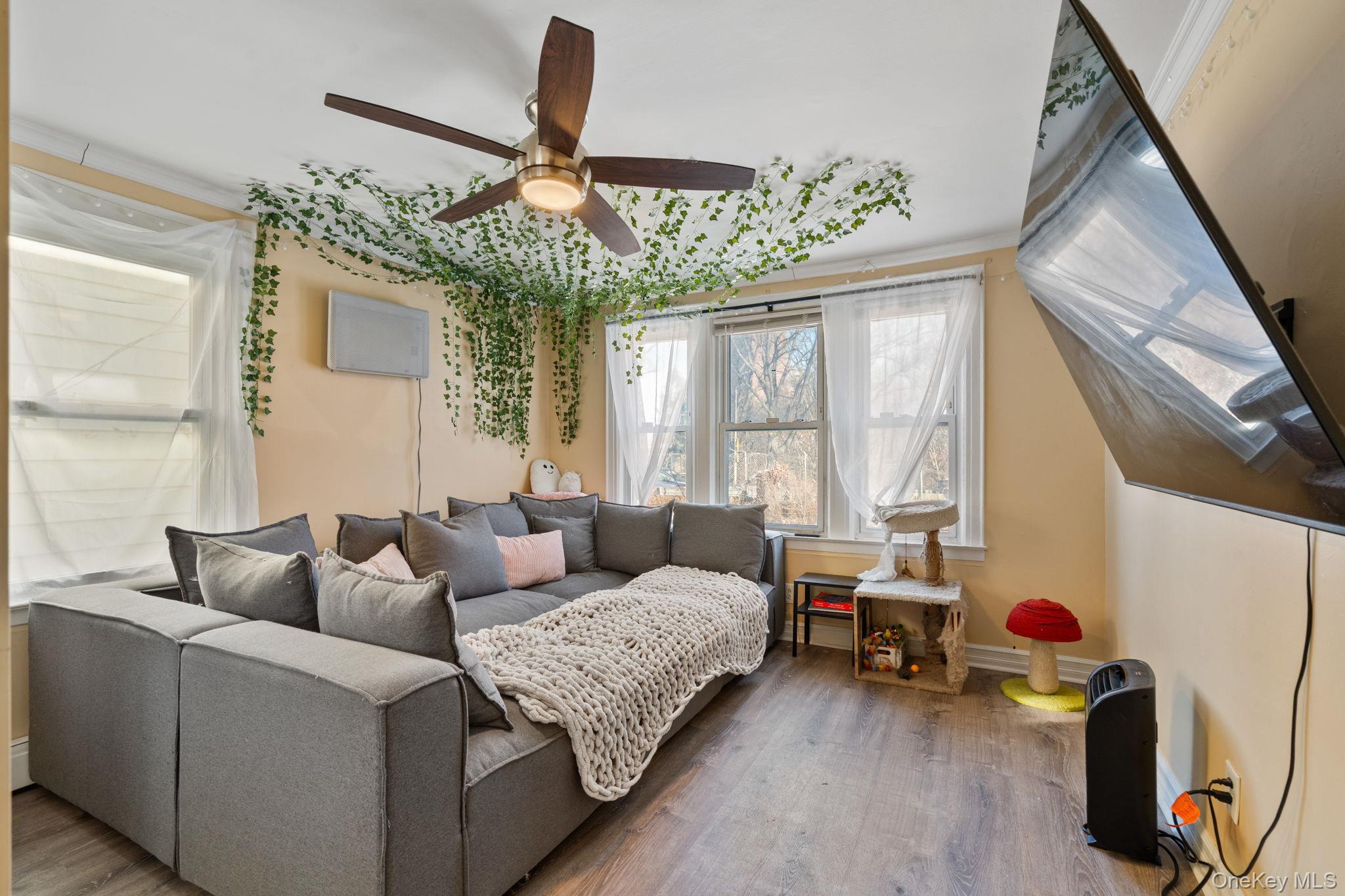 Single Family 82nd  Queens, NY 11385, MLS-960076-16