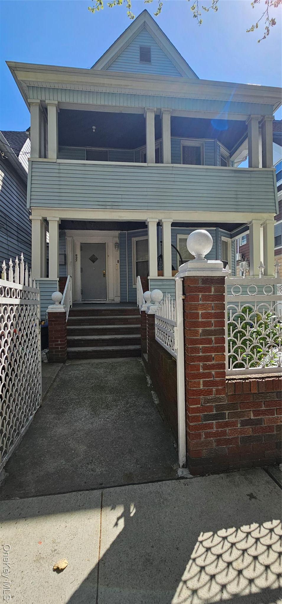 Single Family 32nd  Brooklyn, NY 11210, MLS-960078-6