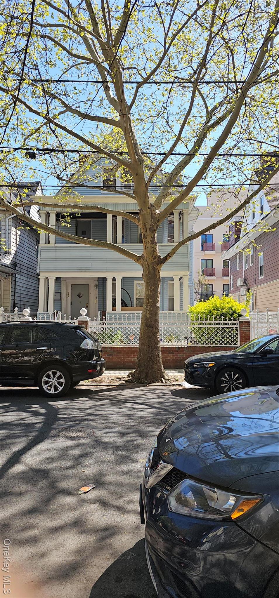 Single Family 32nd  Brooklyn, NY 11210, MLS-960078-7