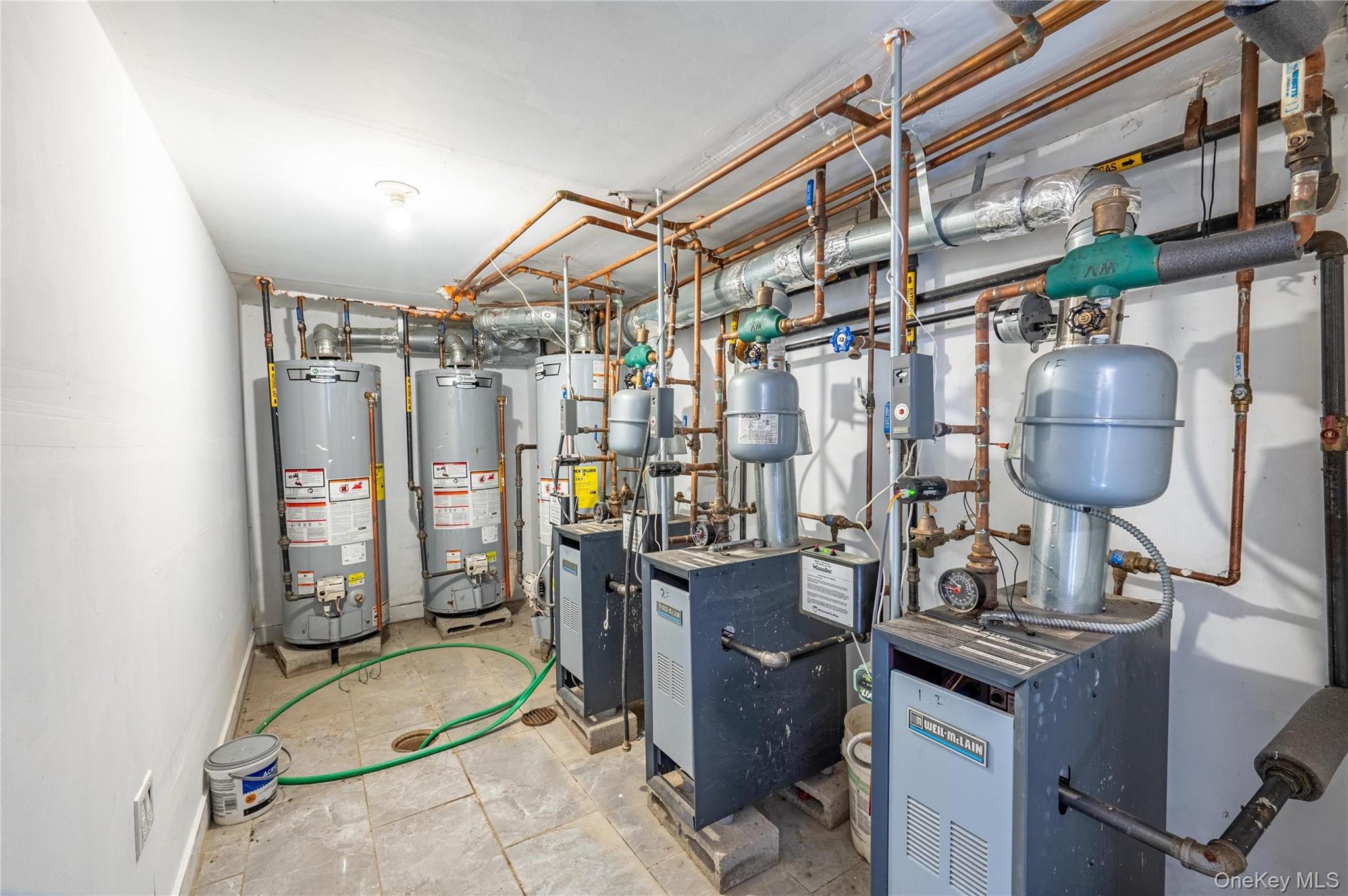 Single Family Mace  Bronx, NY 10469, MLS-960084-18