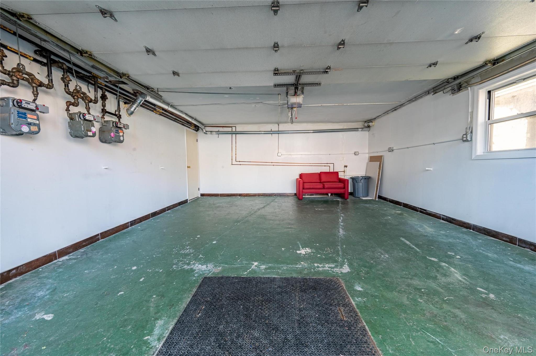 Single Family Mace  Bronx, NY 10469, MLS-960084-21