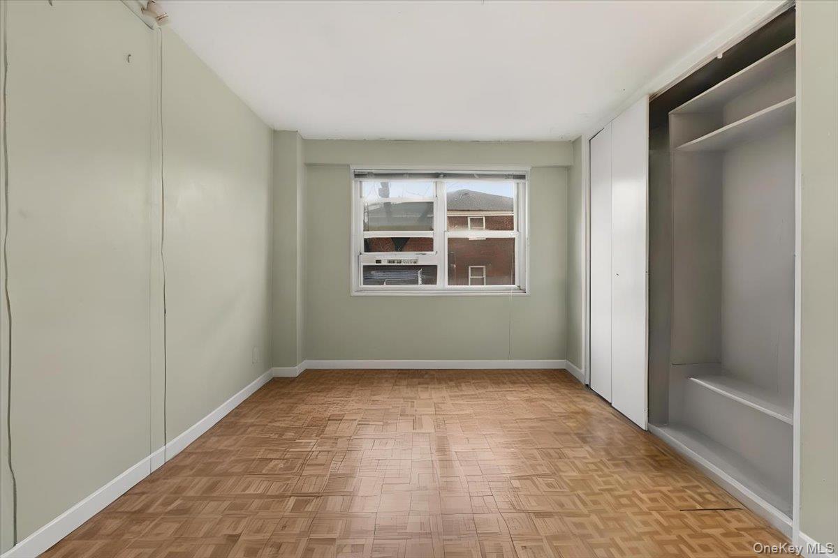 Coop Parsons  Queens, NY 11365, MLS-960086-8