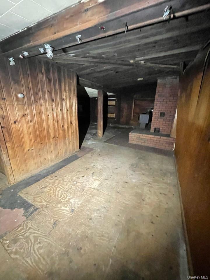 Single Family Peach  Suffolk County, NY 11722, MLS-960101-14