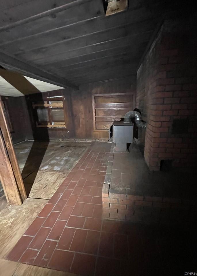 Single Family Peach  Suffolk County, NY 11722, MLS-960101-7