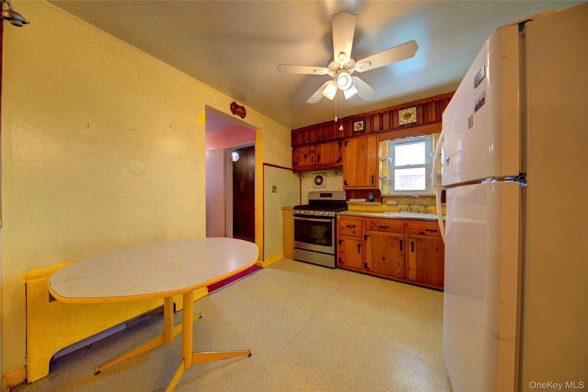 Single Family Taft Avenue Nassau County, NY 11550, MLS-960104-14