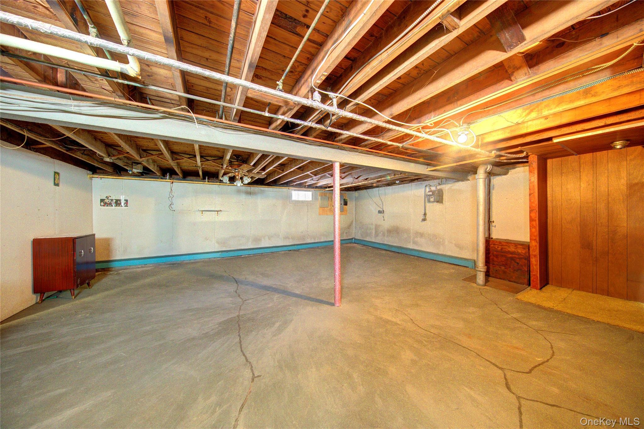 Single Family Taft Avenue Nassau County, NY 11550, MLS-960104-23