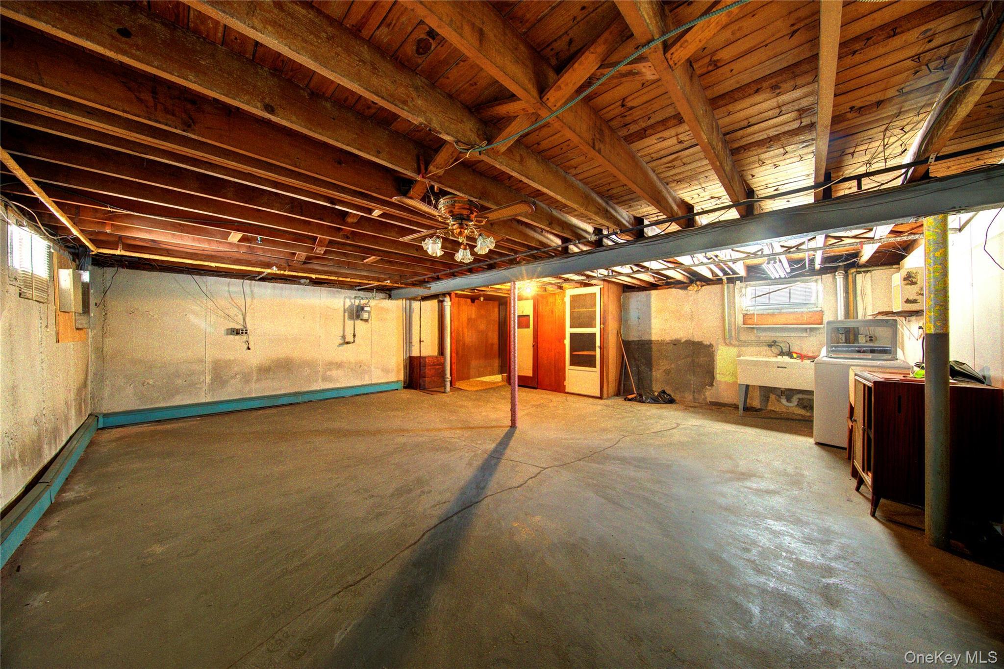 Single Family Taft Avenue Nassau County, NY 11550, MLS-960104-24