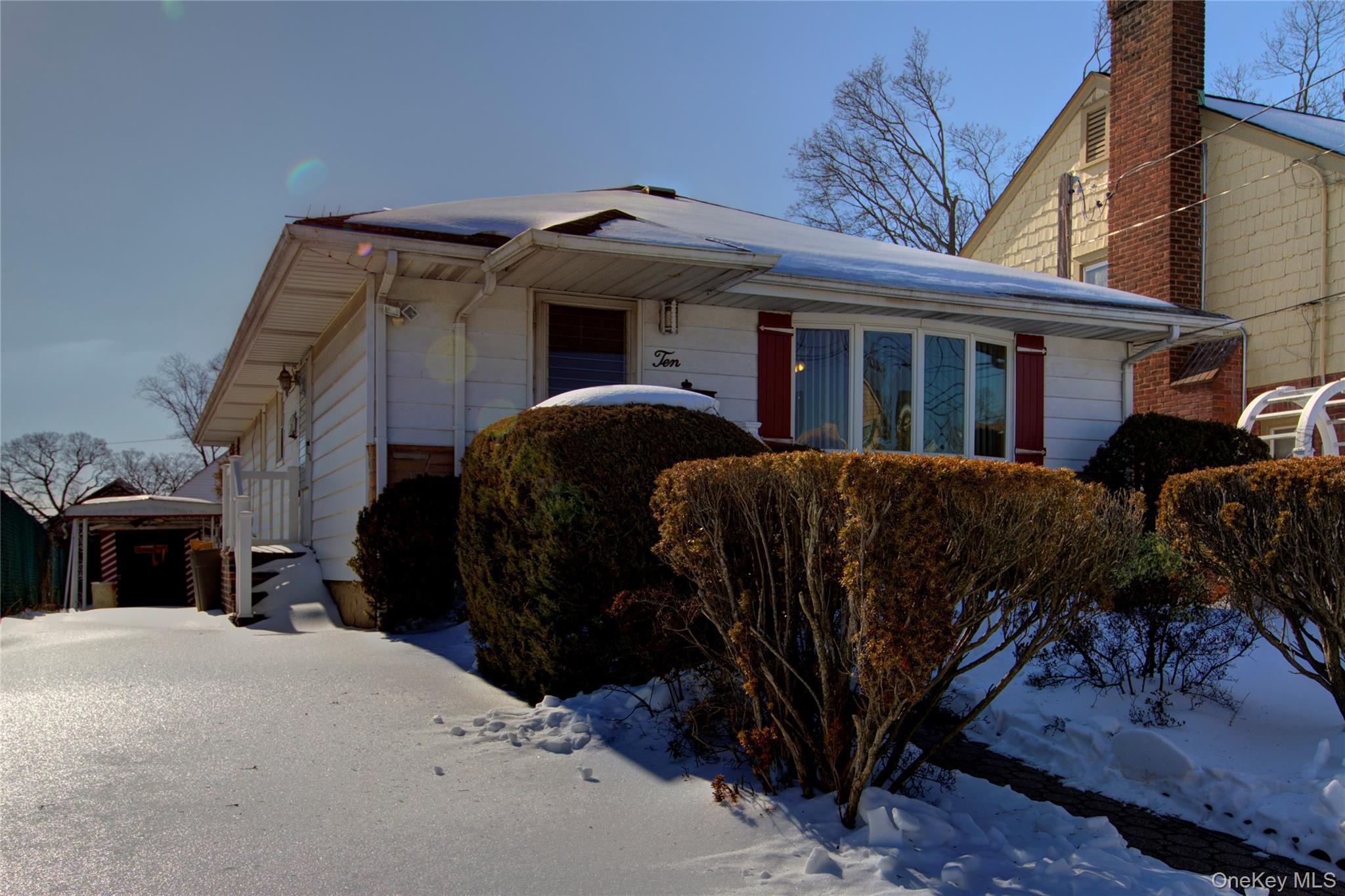 Single Family Taft Avenue Nassau County, NY 11550, MLS-960104-5