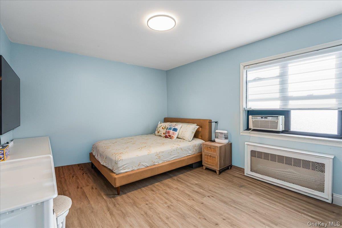 Coop 220th Queens, NY 11364, MLS-960119-13