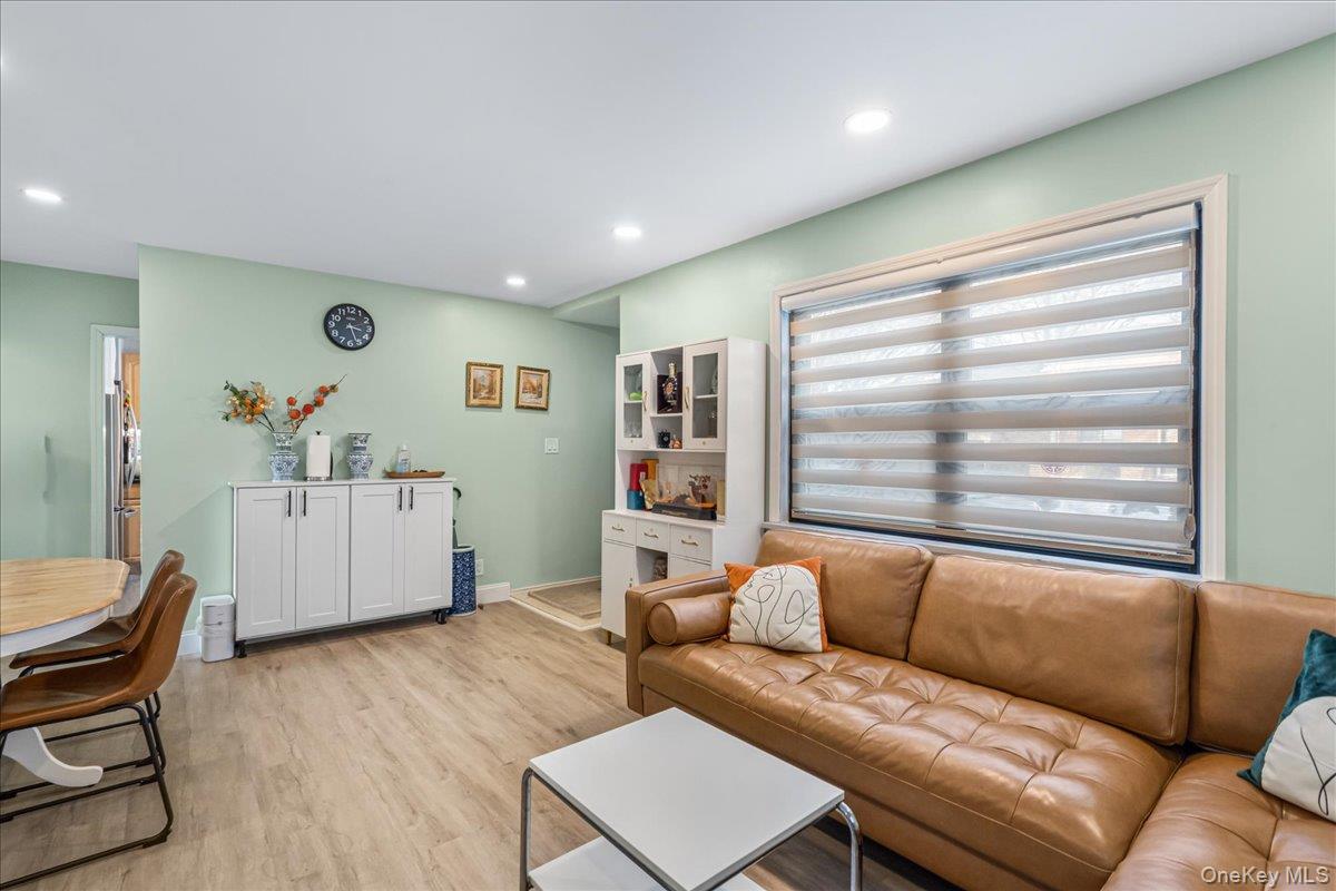 Coop 220th Queens, NY 11364, MLS-960119-4