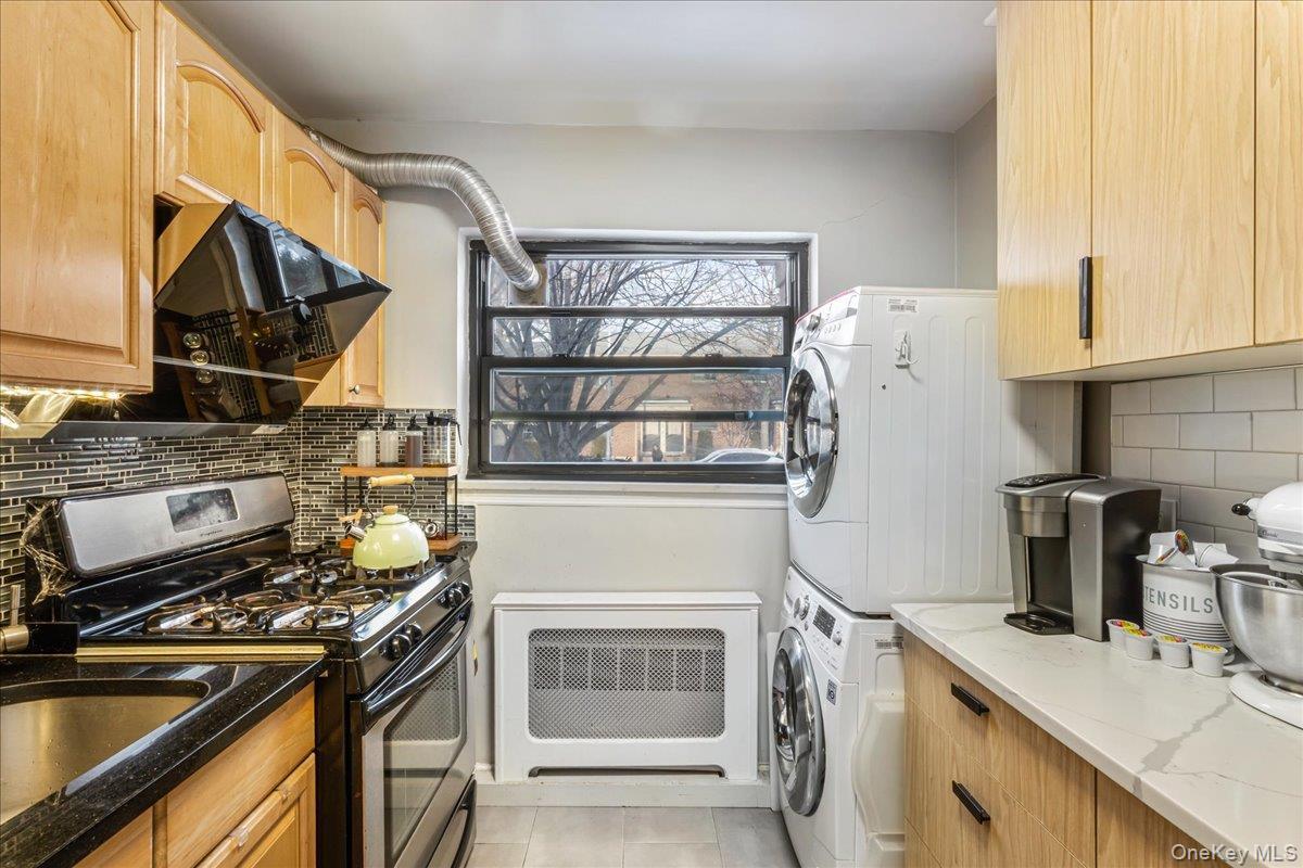 Coop 220th Queens, NY 11364, MLS-960119-7